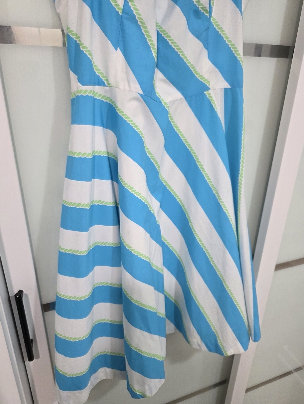 Lilly Pulitzer Sleeveless Dress – Blue & White Striped | Size 8 - Picture 4 of 16
